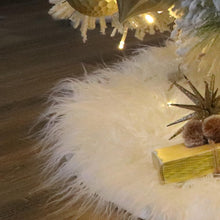 Mongolian Faux Fur Tree Skirt - view 4